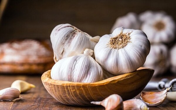 ăn tỏi giúp giải cảm hiệu quả