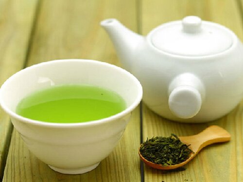 Mẹ bầu không nên uống trà